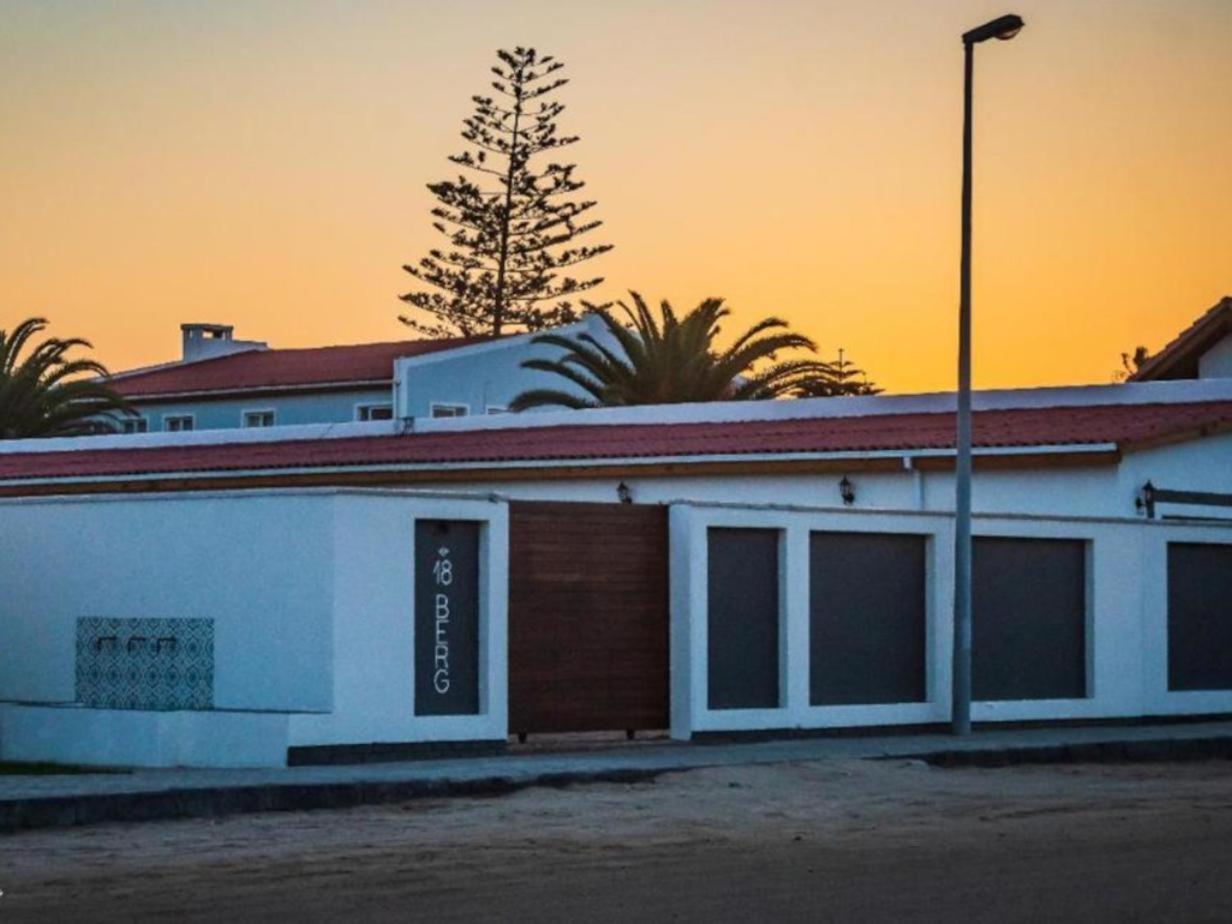 Beach Garden Guesthouse With Self Catering Swakopmund Exterior foto